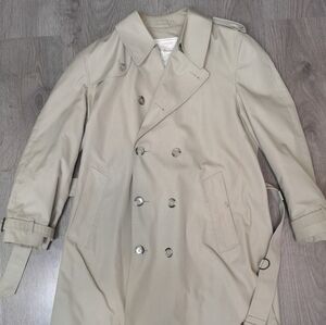 DISCOVER 90s Vintage London Fog Gender Neutral Trench Coat | TheStyleMinr.com